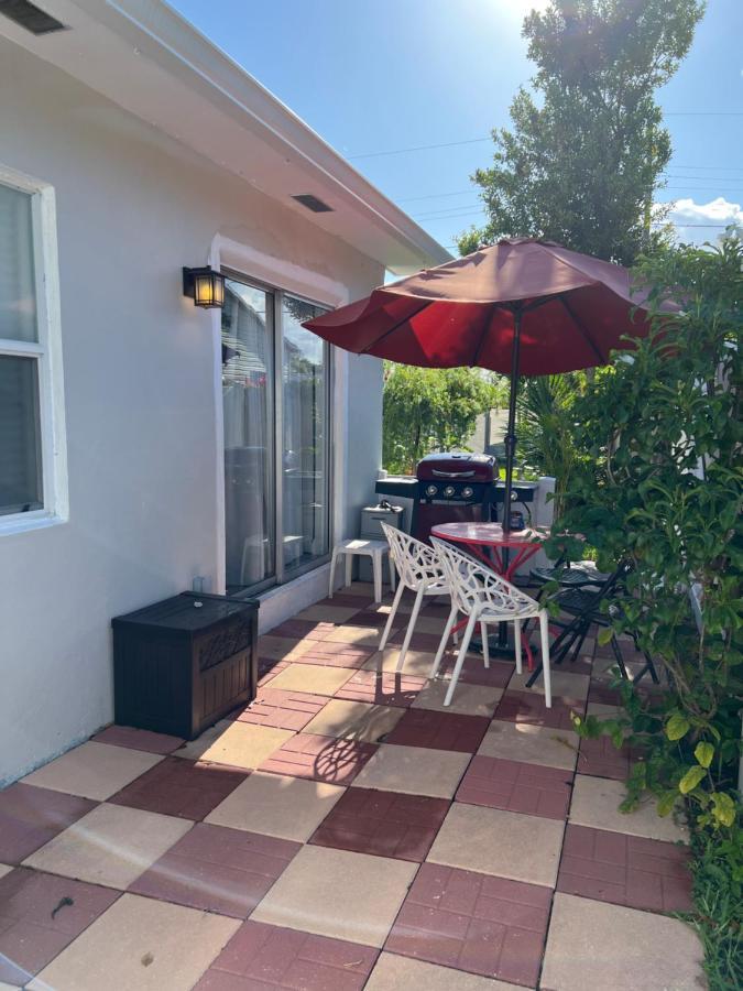 Cozy Studio Near Atlantic Ave W/Private Patio Διαμέρισμα Delray Beach Εξωτερικό φωτογραφία